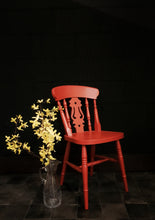 Load image into Gallery viewer, Fiddleback Farmhouse Dining Chair, Kitchen Chair - Saravi Furniture
